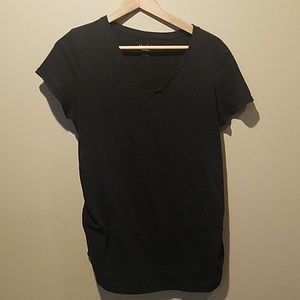 Isabel Maternity Black V neck Tshirt